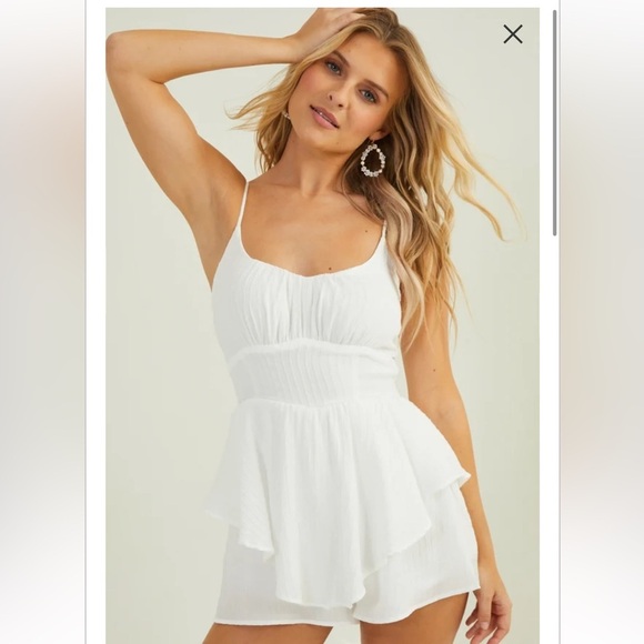 New with tags altard state Tabitha layered romper - Picture 2 of 4